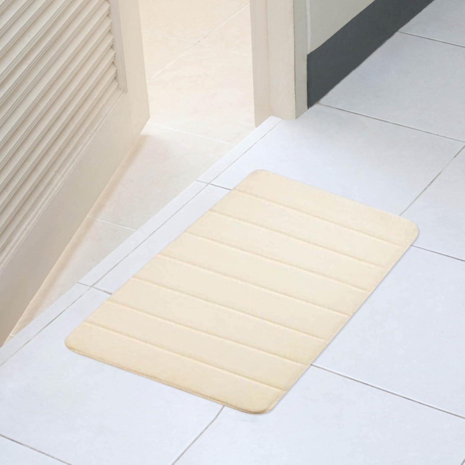 Soft Plush Bath Mat with Non-Slip Backing