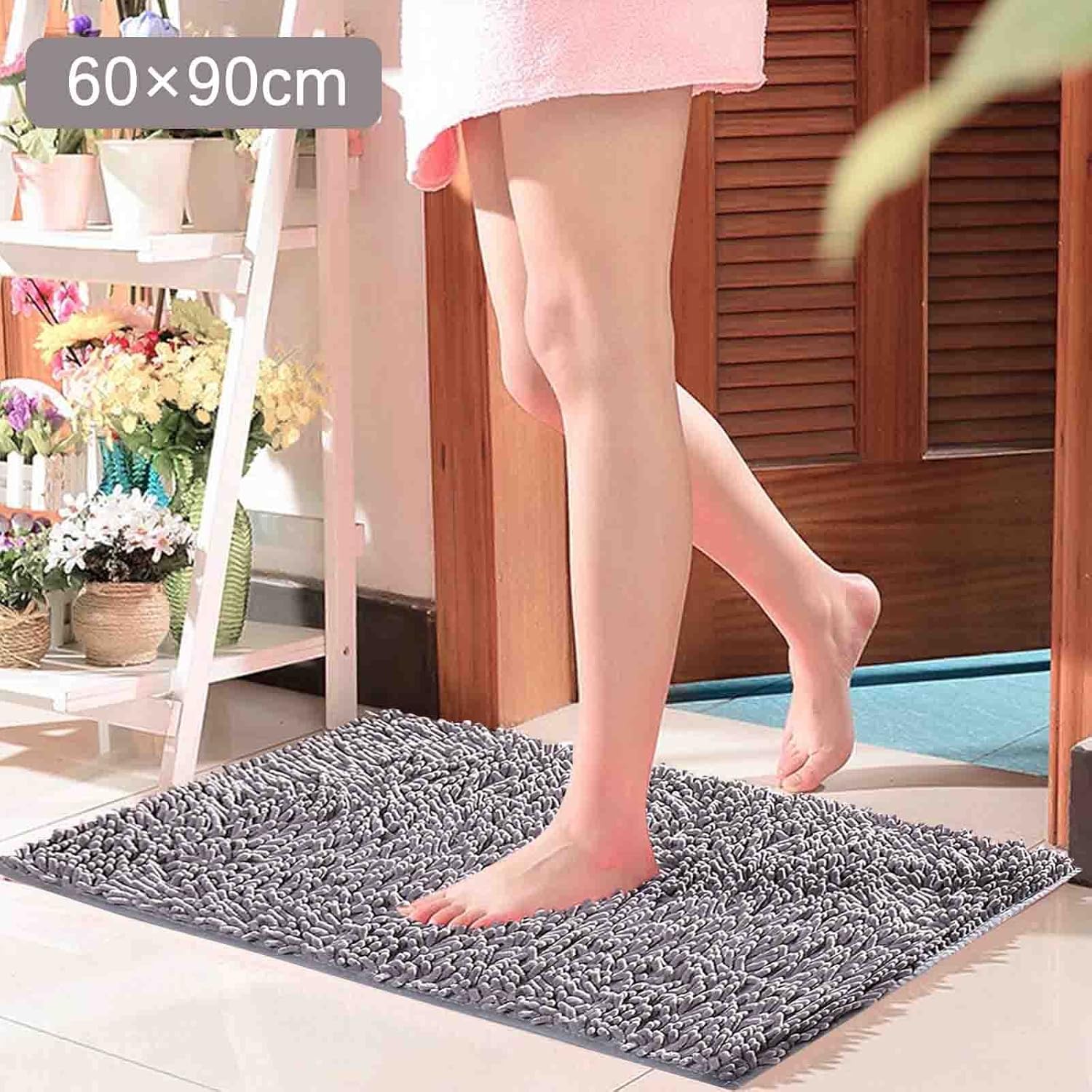 Scceatti 35x24 Non Slip Absorbent Shower Rug
