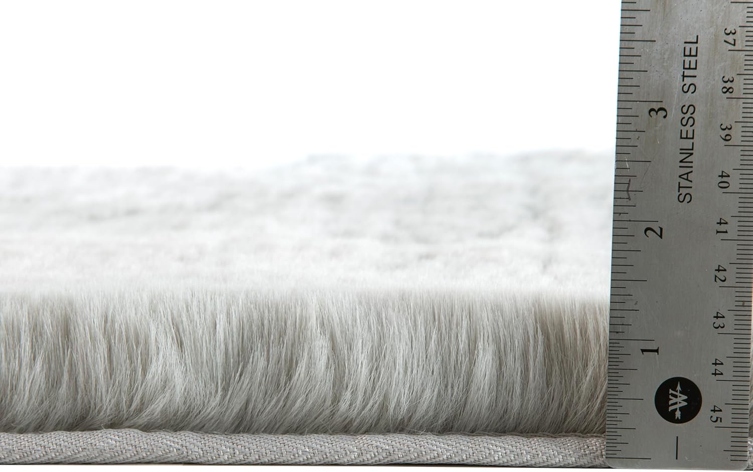 Home-Complete Faux Fur Bath Mat - Silver