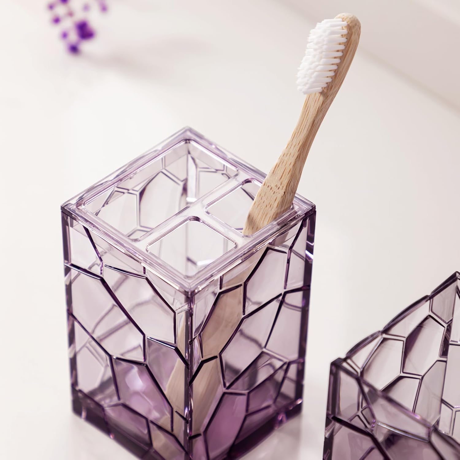 Oyydecor Acrylic 4Pcs Bathroom Accessory Set