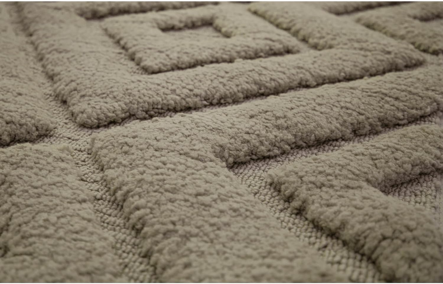 Jean Pierre Lilah Plush Bath Mat Set 21 x 34 Linen 2 Piece